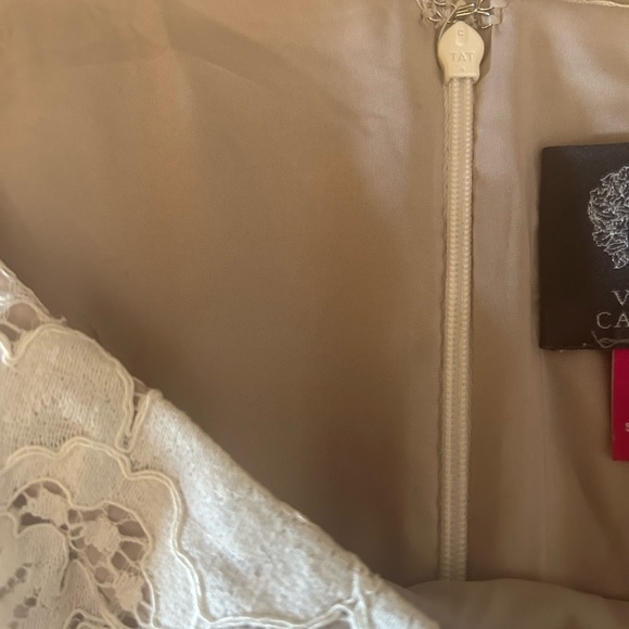 Vince camuto dress.  Fully linned, zipper in the back - Picture 2 of 6